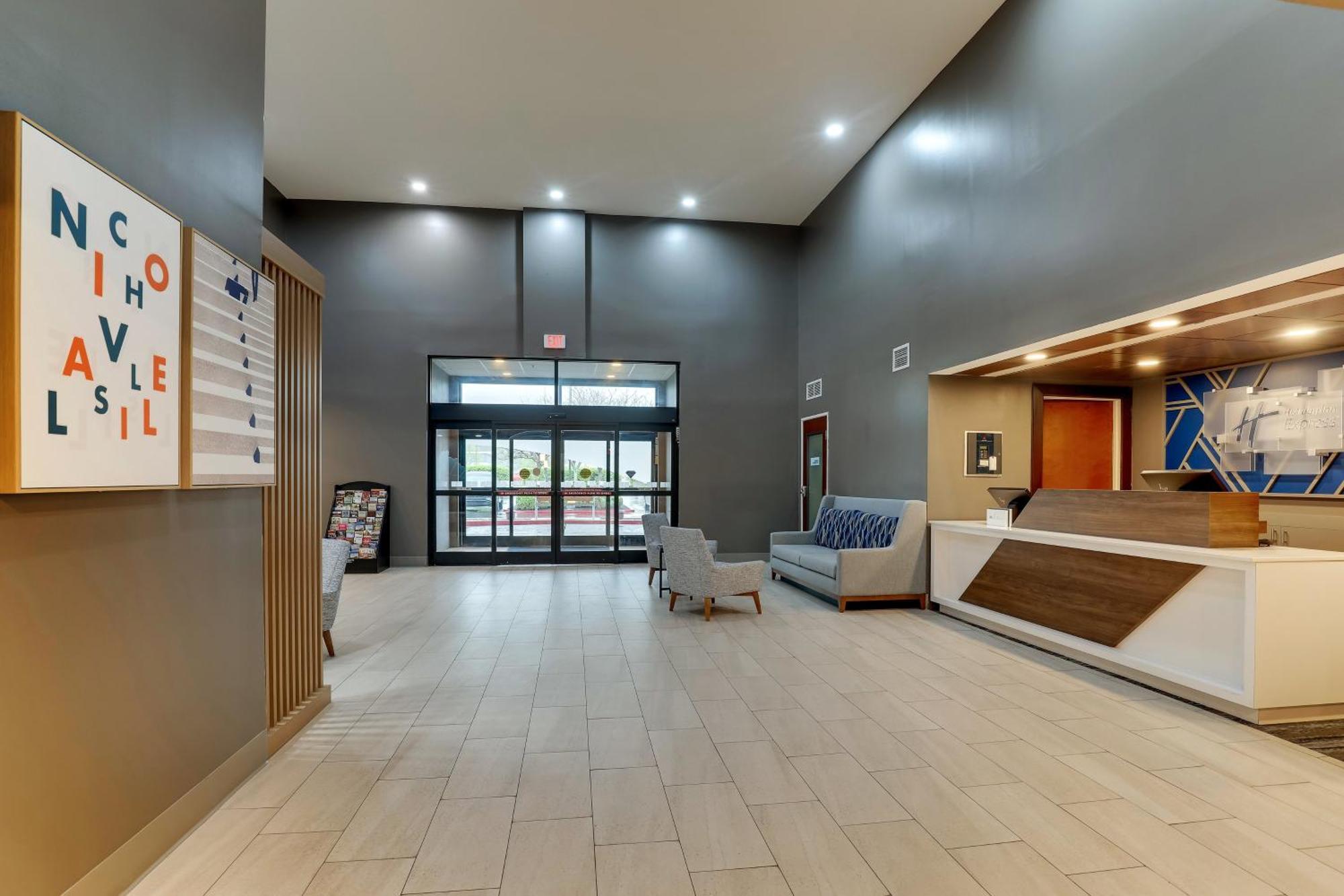 Holiday Inn Express Lexington Southwest Nicholasville By Ihg Buitenkant foto