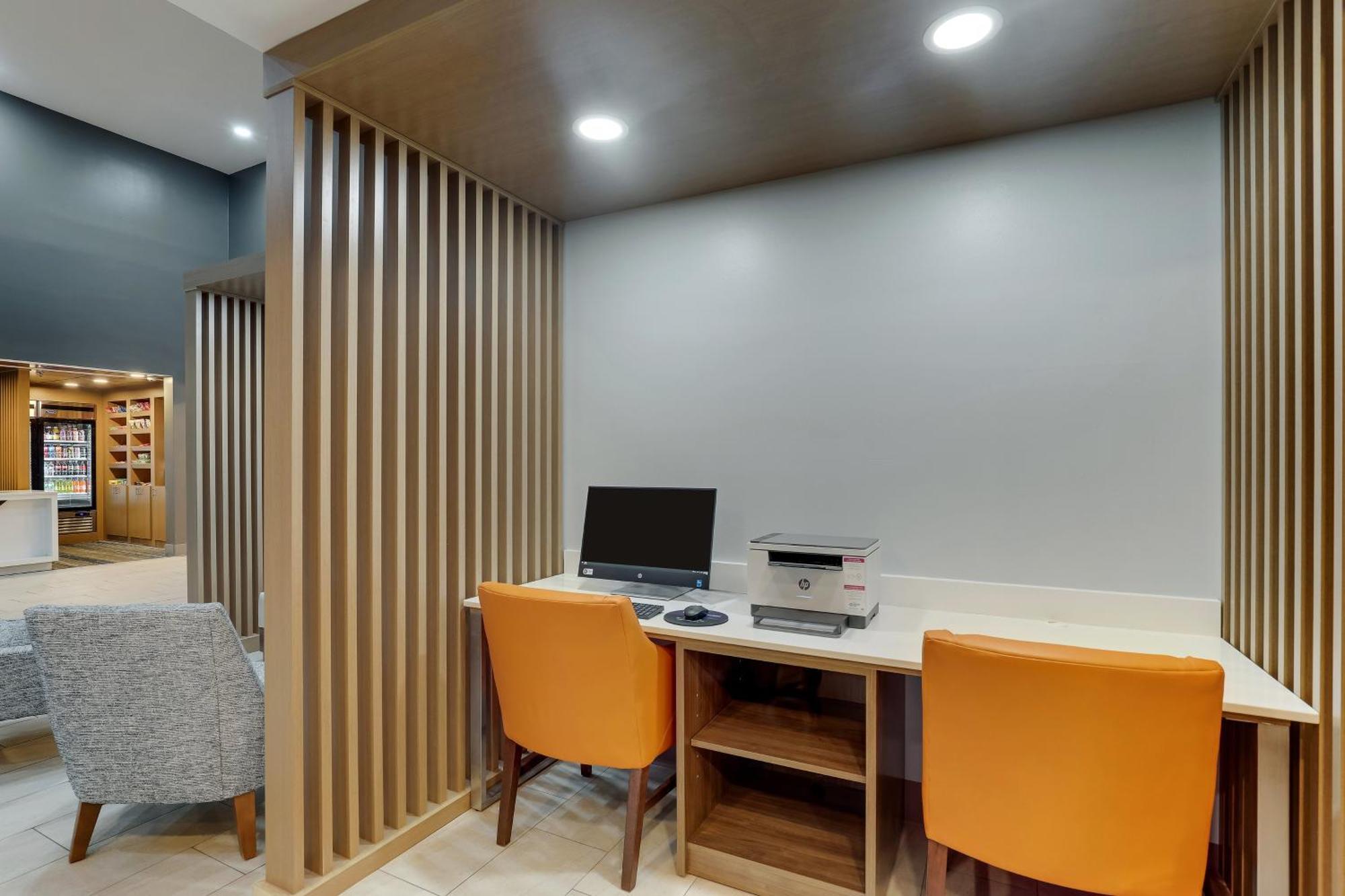 Holiday Inn Express Lexington Southwest Nicholasville By Ihg Buitenkant foto