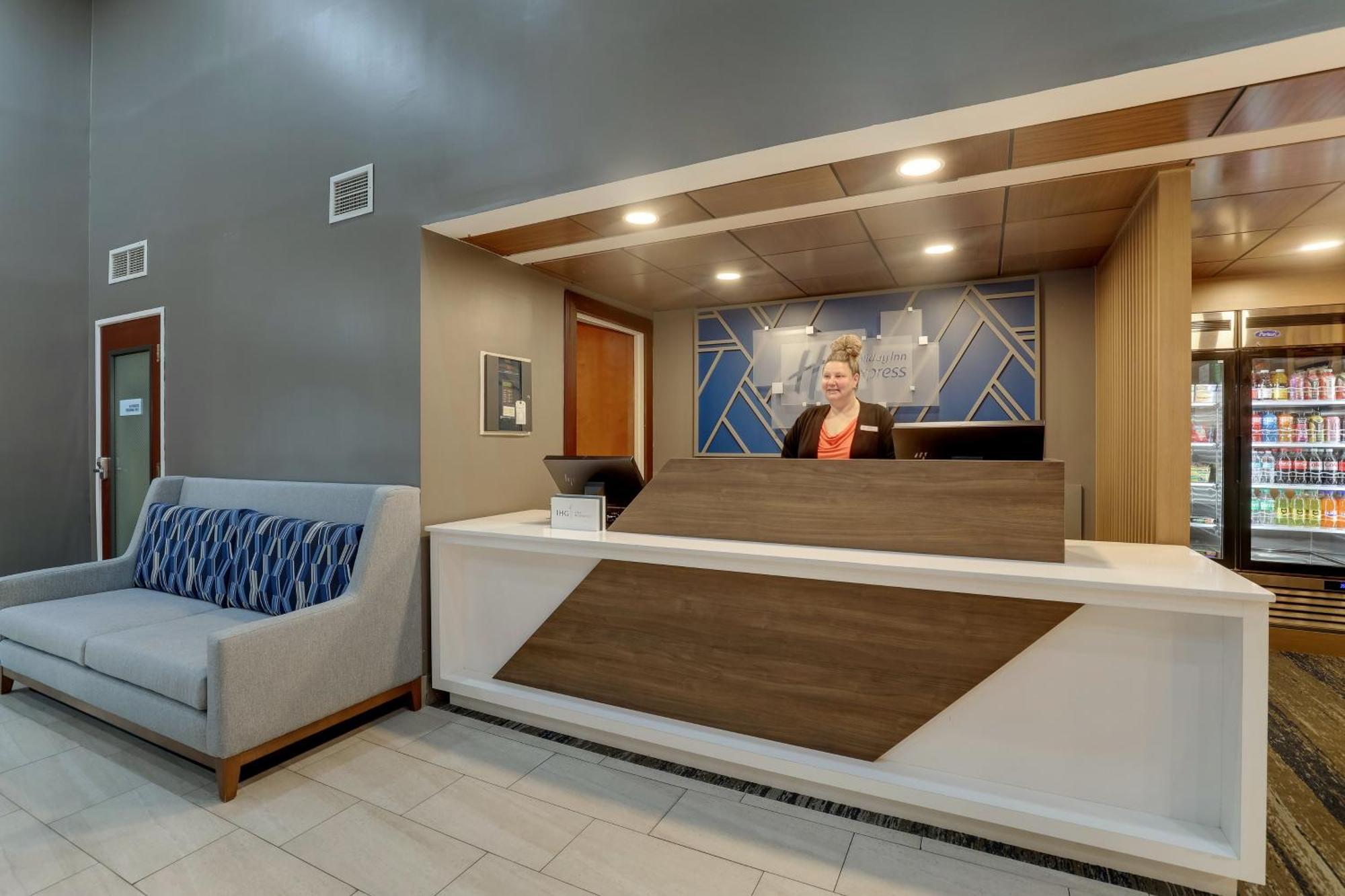 Holiday Inn Express Lexington Southwest Nicholasville By Ihg Buitenkant foto